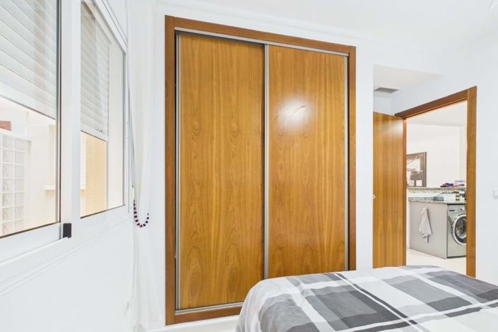 Image No.35-3 Bed Apartment for sale