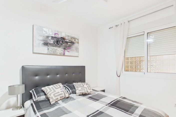 Image No.37-3 Bed Apartment for sale