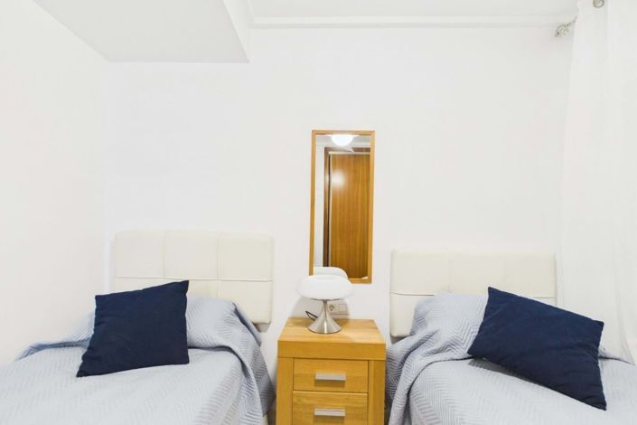Image No.20-3 Bed Apartment for sale