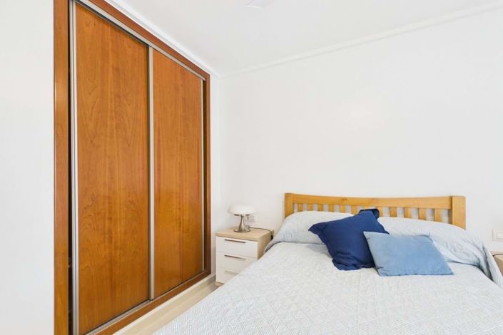 Image No.27-3 Bed Apartment for sale