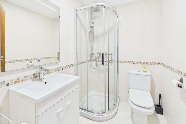 Image No.32-3 Bed Apartment for sale