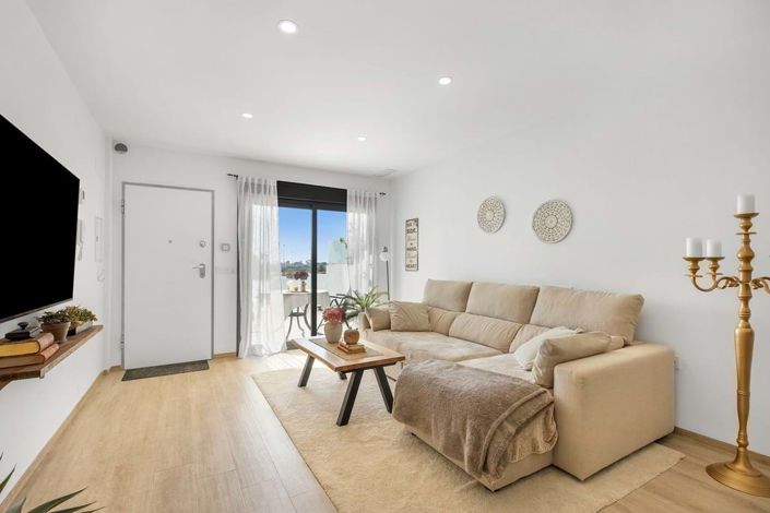 Image No.10-2 Bed Apartment for sale