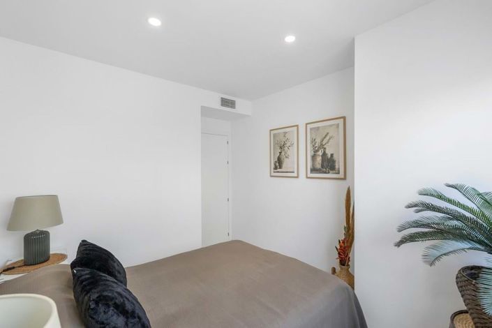 Image No.29-2 Bed Apartment for sale