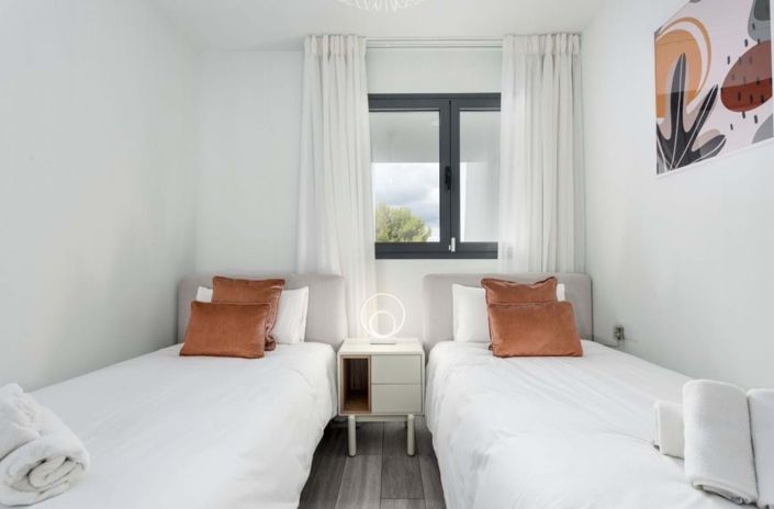 Image No.19-2 Bed Apartment for sale