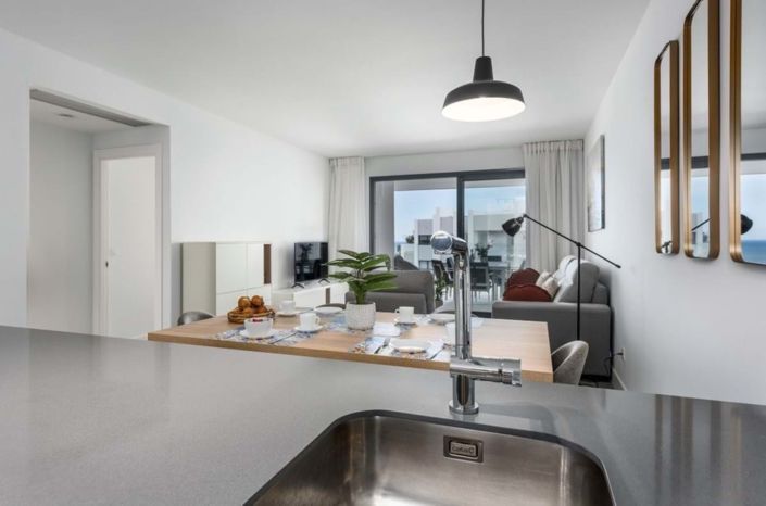 Image No.5-2 Bed Apartment for sale
