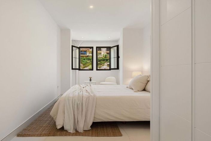 Image No.17-3 Bed Penthouse for sale
