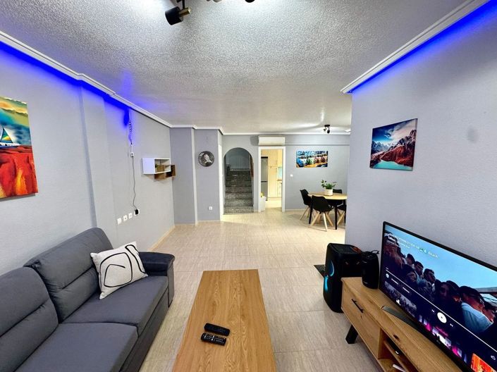 Image No.17-3 Bed Semi-Detached for sale