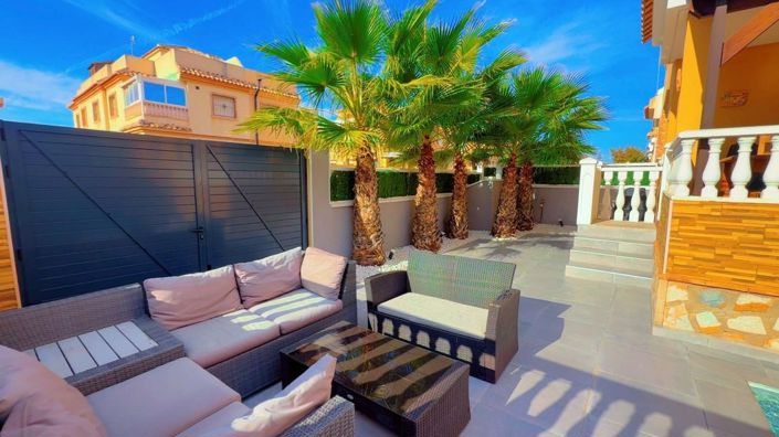 Image No.2-3 Bed Semi-Detached for sale