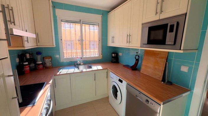 Image No.7-3 Bed Semi-Detached for sale