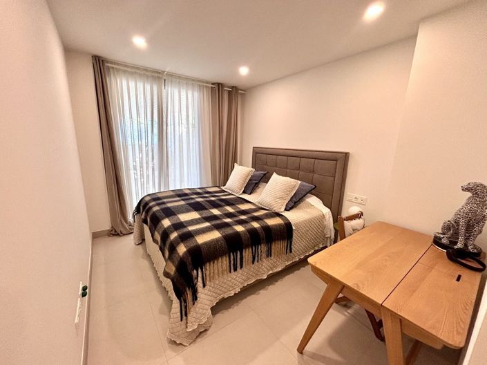 Image No.13-3 Bed Apartment for sale