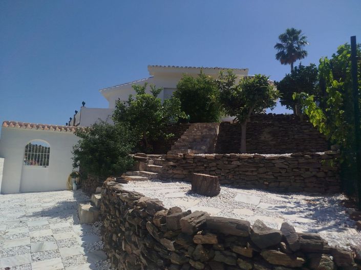 Image No.17-3 Bed Villa for sale