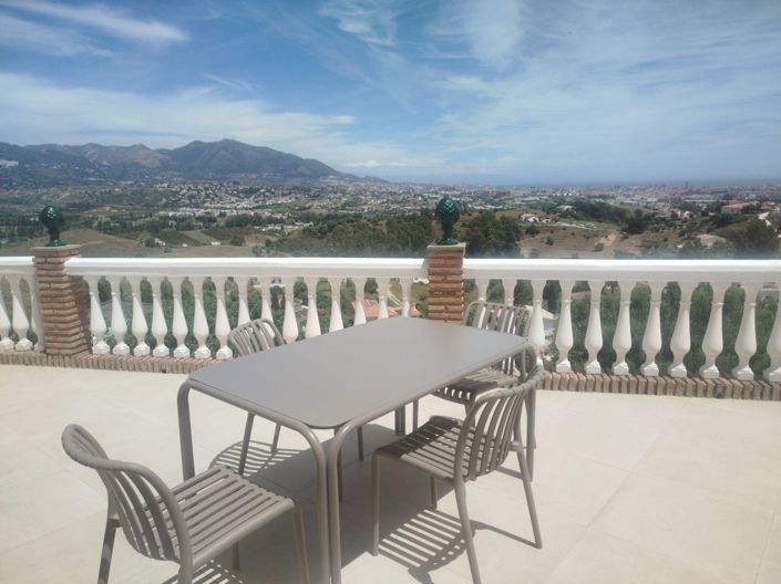 Image No.28-3 Bed Villa for sale