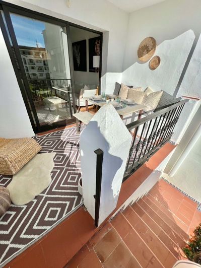 Image No.30-2 Bed Apartment for sale