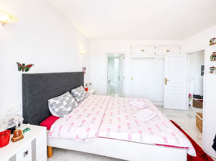 Image No.14-2 Bed Apartment for sale