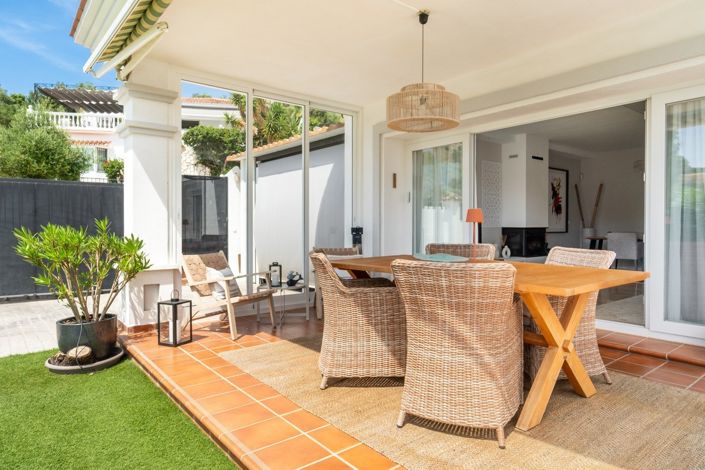 Image No.27-4 Bed Villa for sale