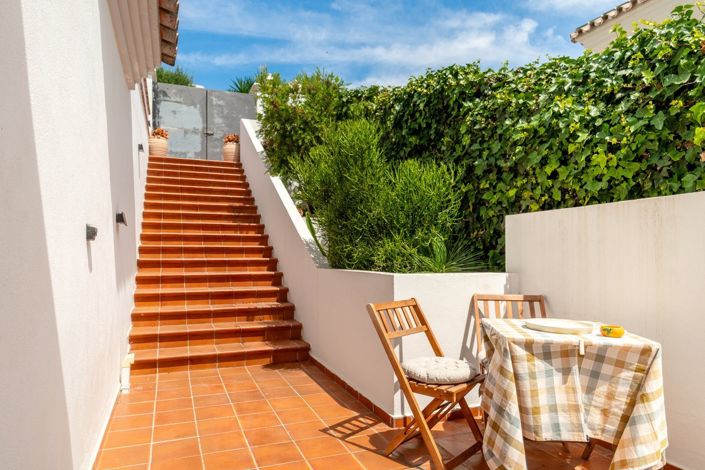 Image No.33-4 Bed Villa for sale