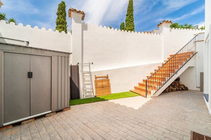 Image No.35-4 Bed Villa for sale