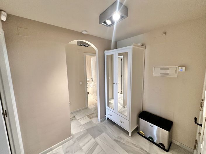 Image No.25-2 Bed Apartment for sale