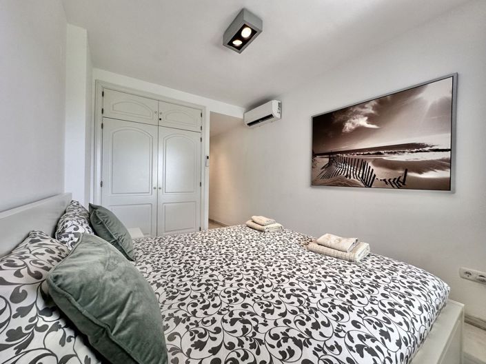 Image No.28-2 Bed Apartment for sale
