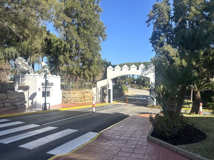Image No.56-2 Bed Apartment for sale