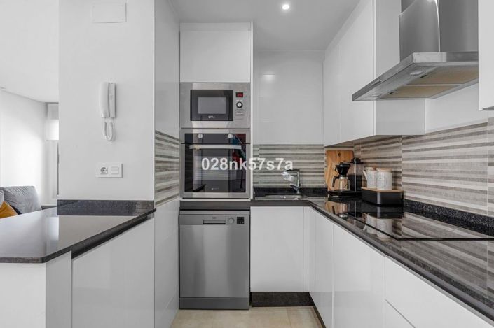 Image No.15-3 Bed Townhouse for sale