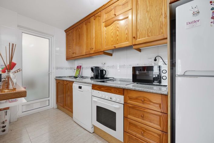 Image No.13-2 Bed Apartment for sale