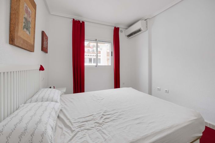 Image No.19-2 Bed Apartment for sale