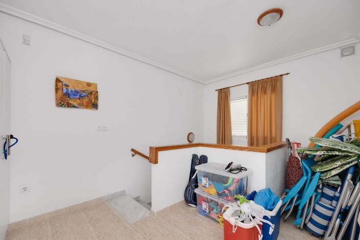 Image No.27-2 Bed Apartment for sale