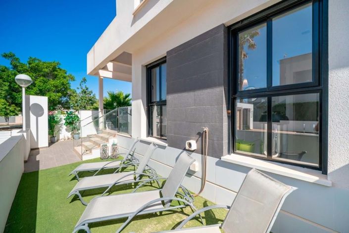 Image No.38-3 Bed Villa for sale