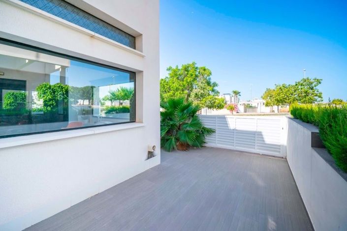 Image No.43-3 Bed Villa for sale