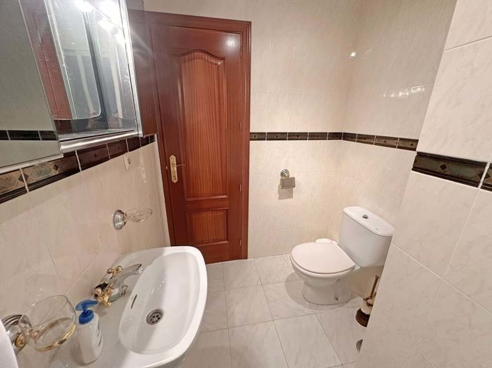 Image No.25-4 Bed Villa for sale