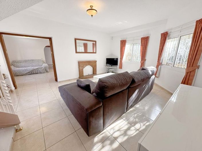 Image No.32-4 Bed Villa for sale