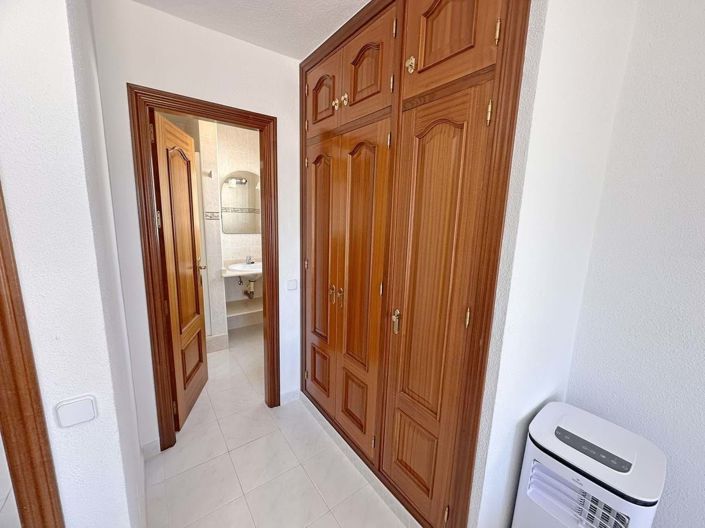 Image No.40-4 Bed Villa for sale