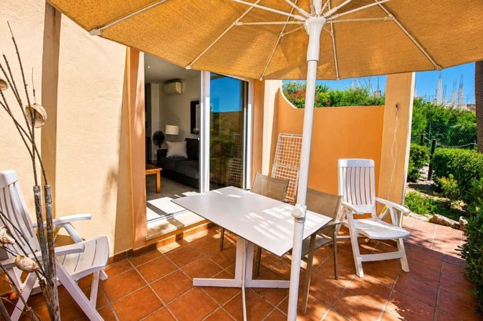 Image No.11-2 Bed Property for sale