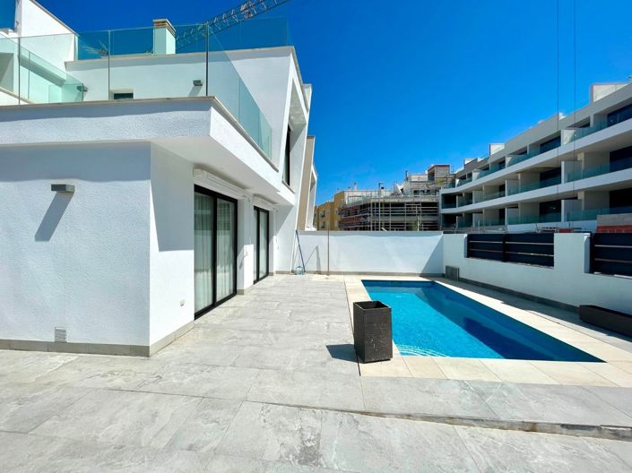 Image No.2-Villa de 3 chambres à vendre à Ciudad Quesada
