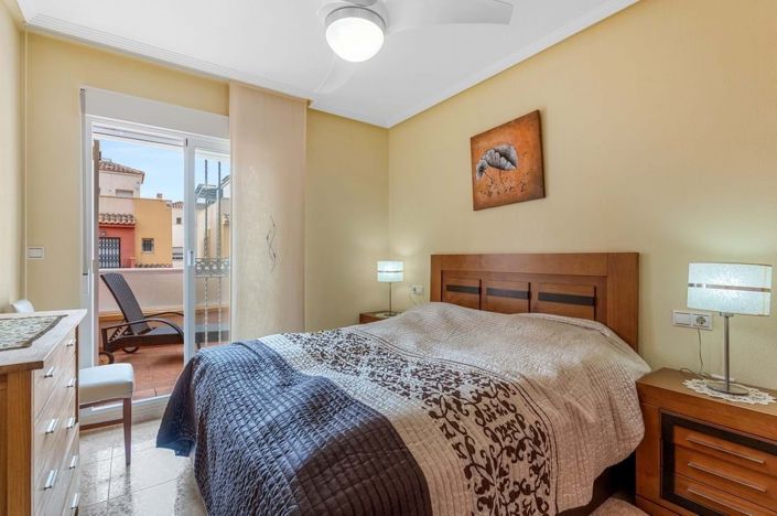 Image No.18-3 Bed Townhouse for sale