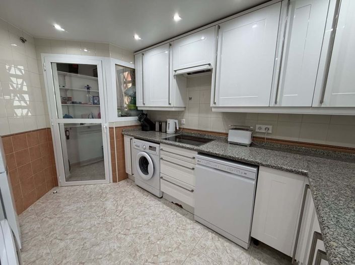Image No.17-2 Bed Apartment for sale