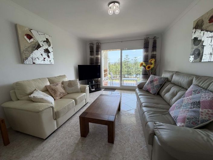 Image No.24-2 Bed Apartment for sale