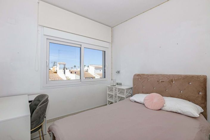 Image No.31-3 Bed Villa for sale