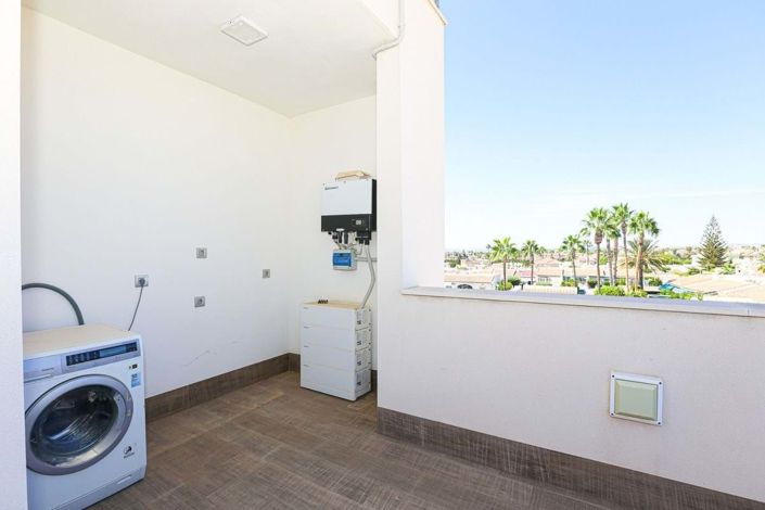 Image No.39-3 Bed Villa for sale
