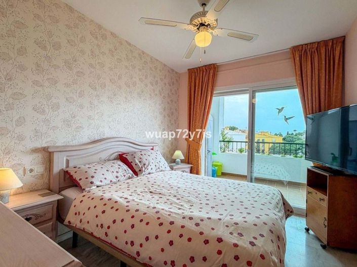 Image No.20-2 Bed Apartment for sale