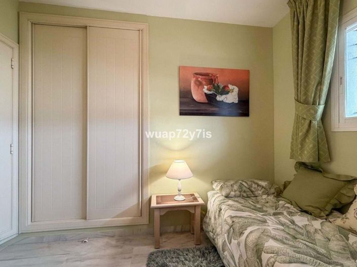 Image No.28-2 Bed Apartment for sale