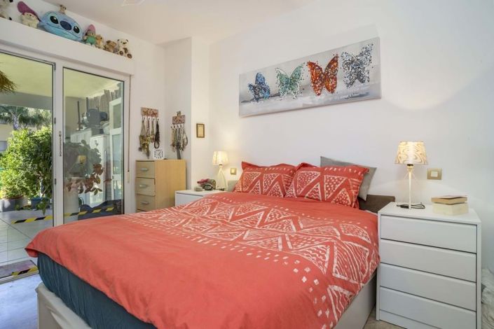 Image No.20-2 Bed Apartment for sale