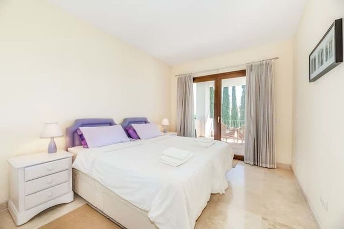 Image No.11-3 Bed Apartment for sale