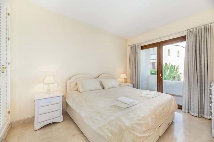 Image No.9-3 Bed Apartment for sale