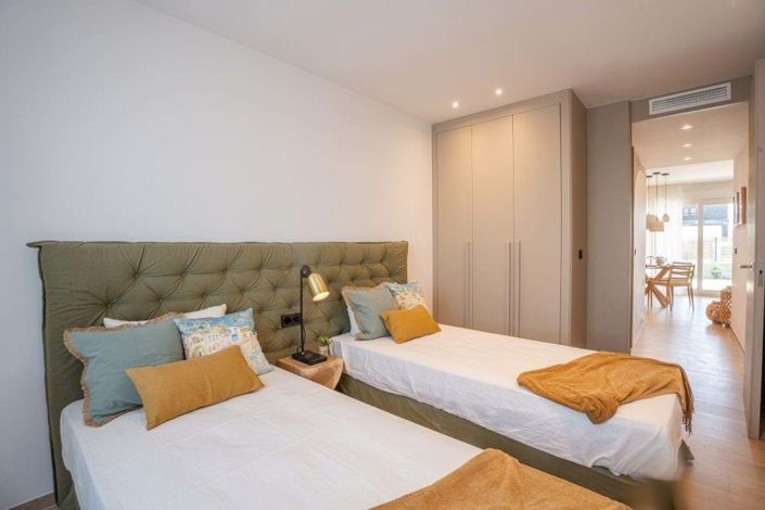 Image No.9-3 Bed Apartment for sale