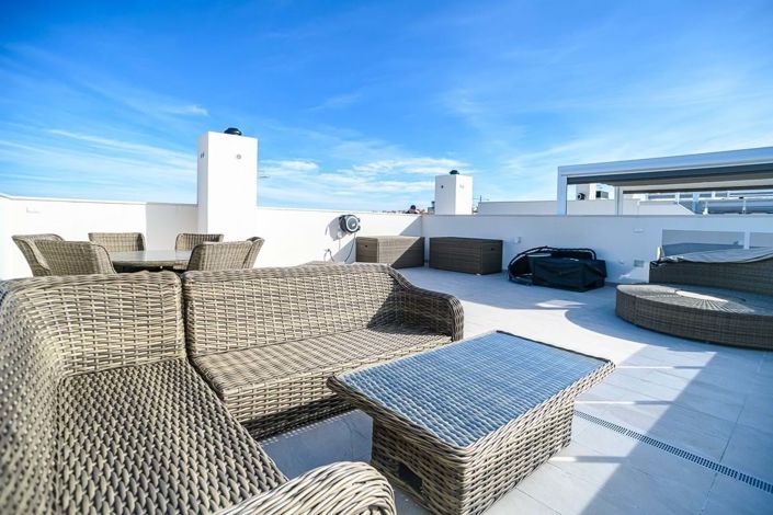 Image No.24-2 Bed Penthouse for sale
