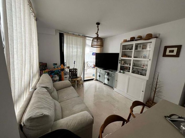 Image No.11-3 Bed Apartment for sale
