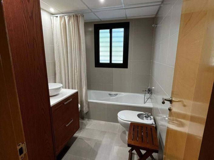 Image No.23-3 Bed Apartment for sale