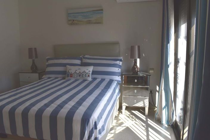 Image No.6-4 Bed Townhouse for sale